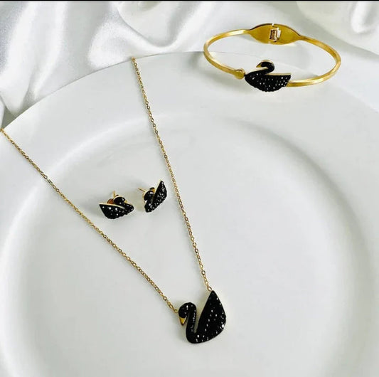 "Elegant Black Swan Jewelry Set"