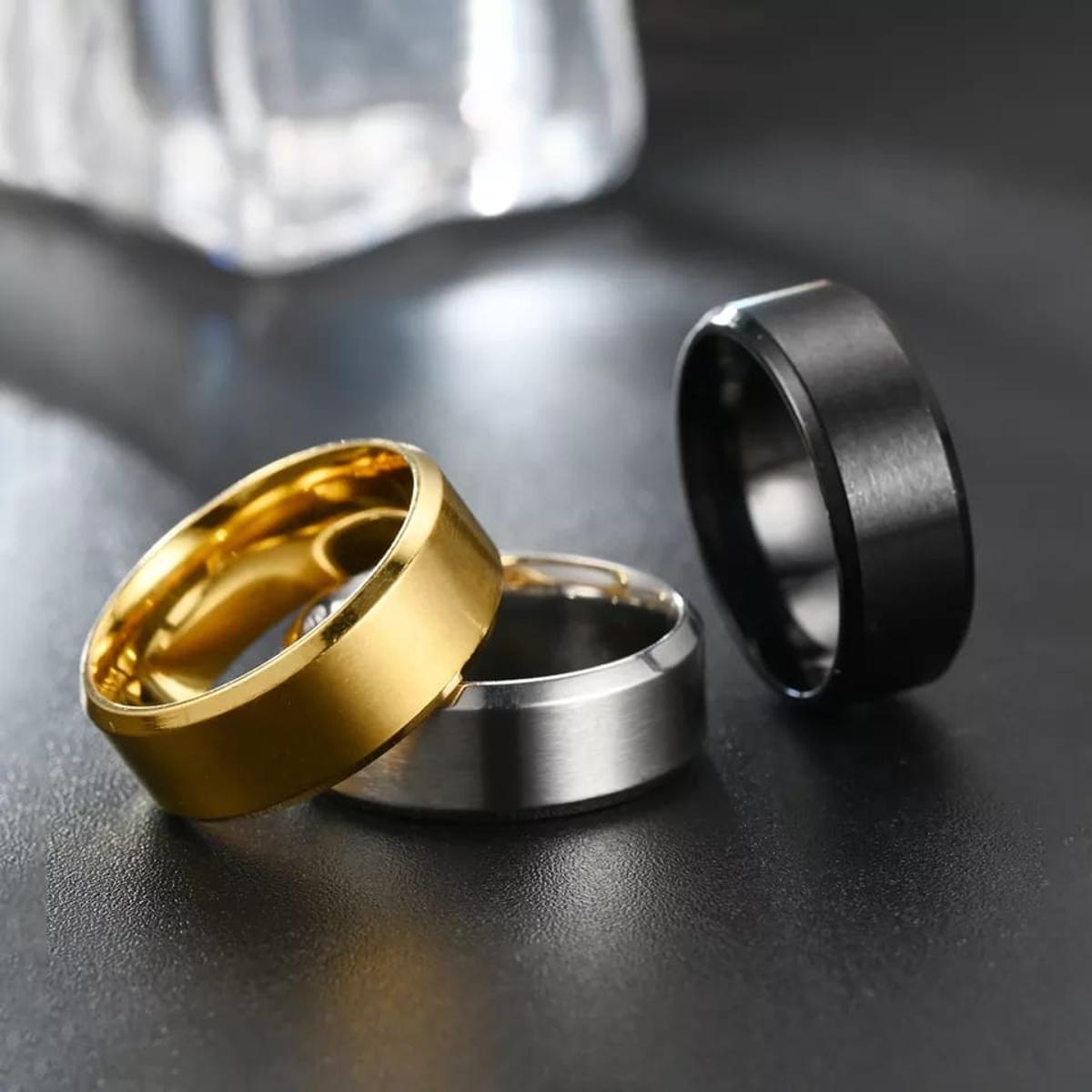 "Elegant 8mm Stainless Steel Rings in 4 Colors"